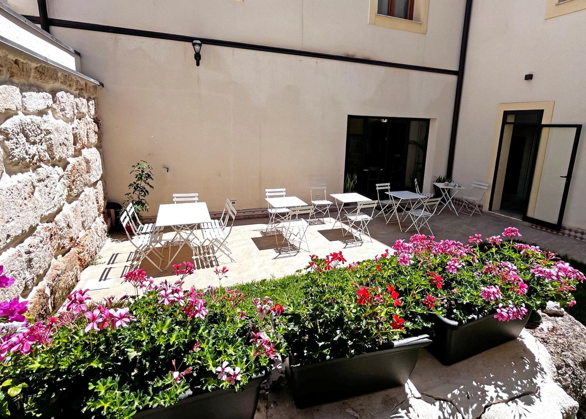 Sette Fate Suites & Spa Palermo Exteriör bild